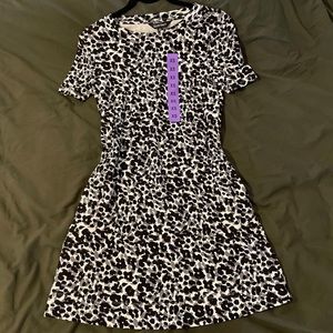 Leopard print day dress